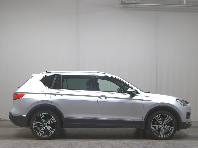Silber Gebraucht 2021 Seat Tarraco 4Drive SUV | 25.480 € (Guter Preis) - Bild 1/4