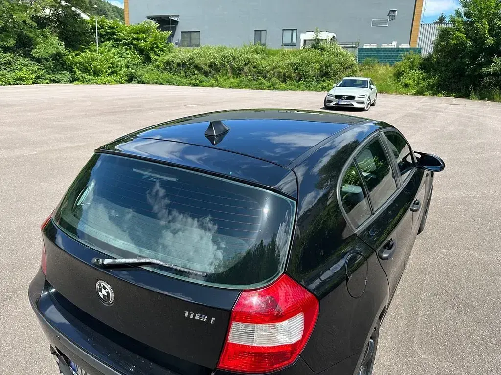 Gebraucht BMW 116 Performance 116 PS (85 kW) 2005 Schwarz Kleinwagen