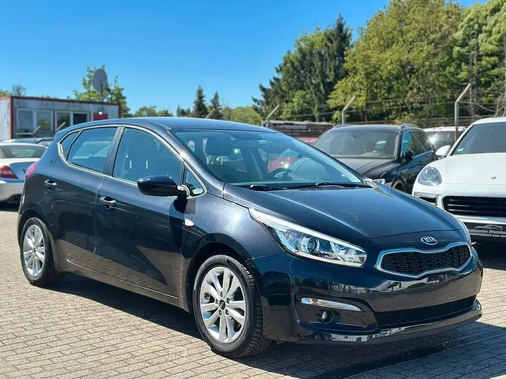 Gebraucht Kia Ceed 99 PS (72 kW) 2016 Schwarz Kleinwagen