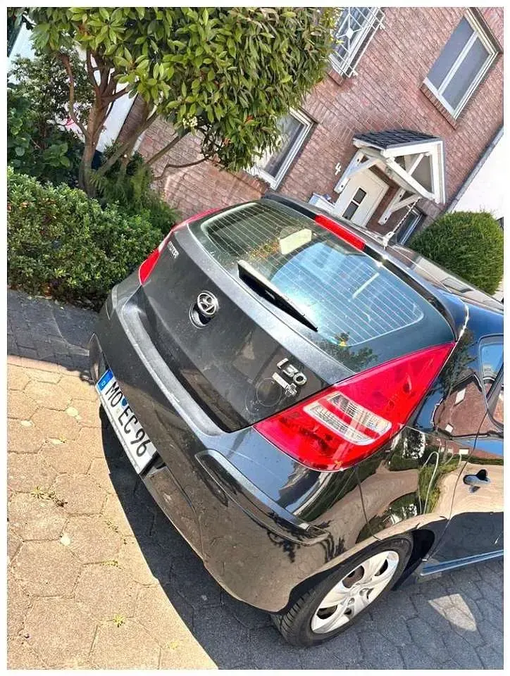 Gebraucht Hyundai i30 Edition+ 109 PS (80 kW) 2010 Schwarz Kombi