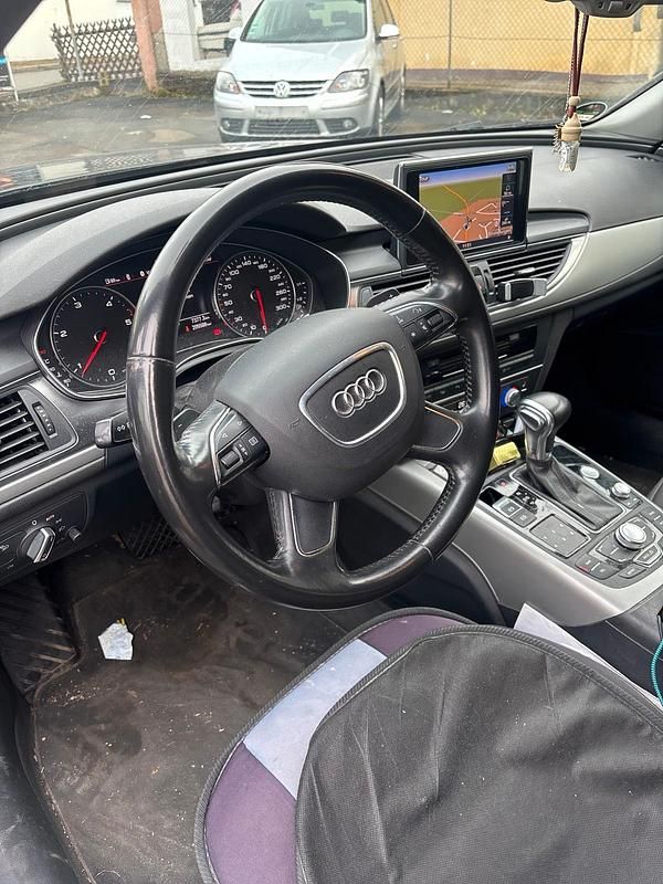 Gebraucht Audi A6 204 PS (150 kW) 2013 Schwarz Kombi