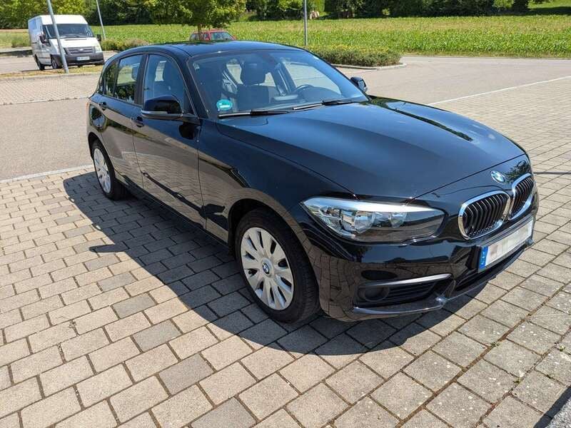 Schwarz Gebraucht 2016 BMW 116 Kleinwagen | 8.400 € (Guter Preis) - Bild 1/4