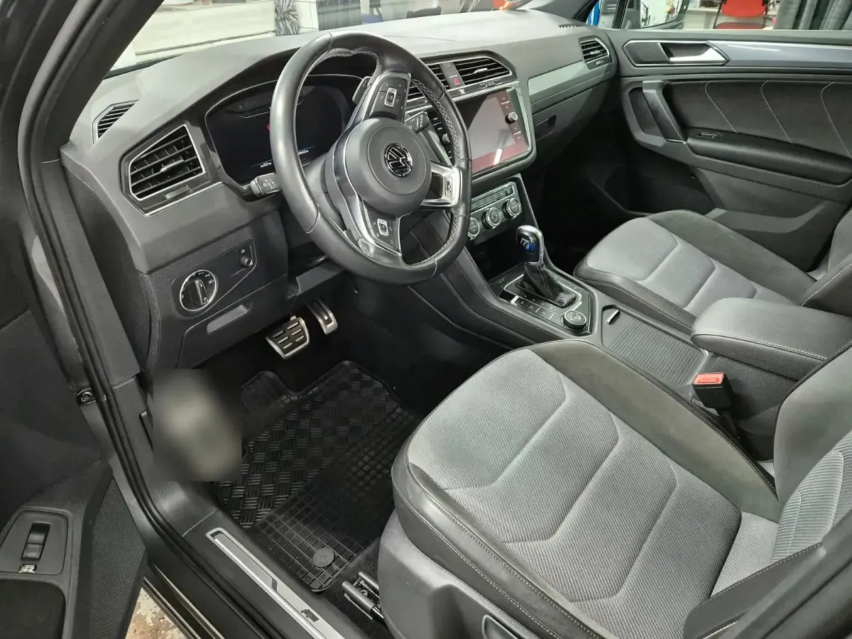 Gebraucht VW Tiguan R-line 190 PS (139 kW) 2018 Andere farben SUV