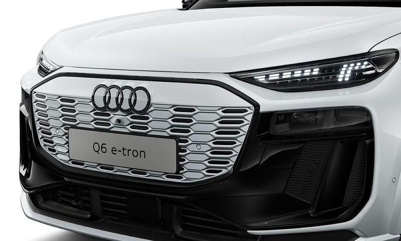 Gebraucht Audi Q6 e-tron S-Line 185 kW (252 PS) 2025 Gletscherweiß metallic SUV