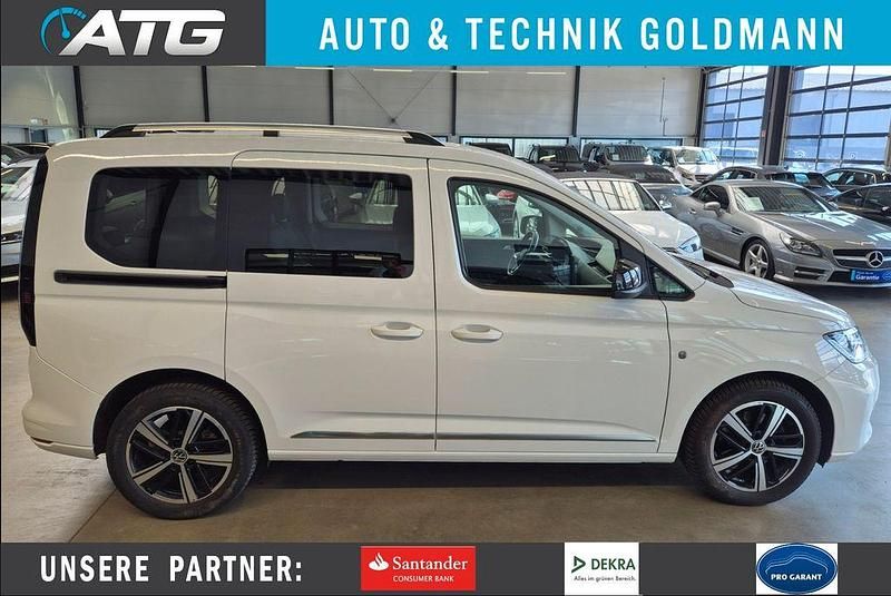 Gebraucht VW Caddy Style 122 PS (89 kW) 2021 Candyweiss Van / Kleinbus