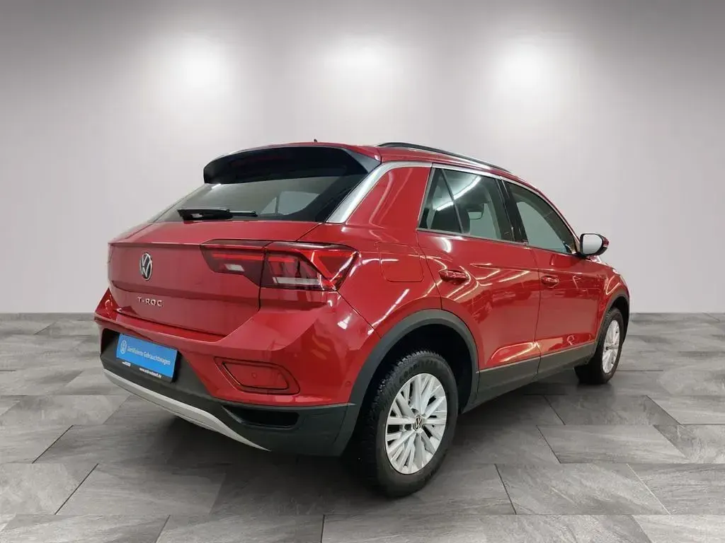 Gebraucht VW T-Roc IQ Drive 150 PS (110 kW) 2025 Rot SUV