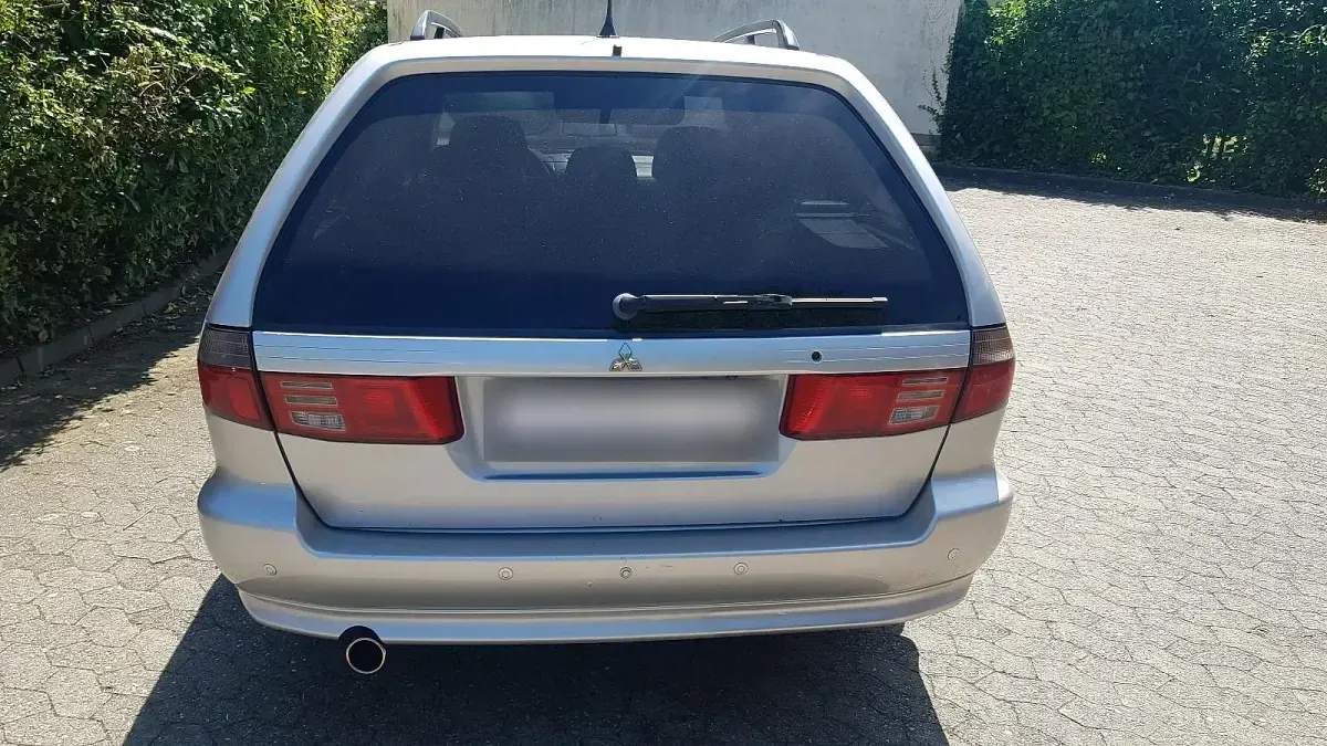 Gebraucht Mitsubishi Galant 2001 Silber Kombi