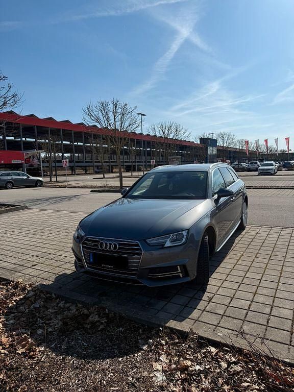 Gebraucht Audi A4 Comfort 190 PS (139 kW) 2018 Silber Kombi