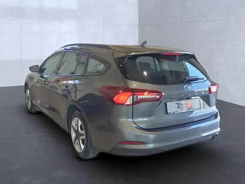 Gebraucht Ford Focus Cool & Connect 125 PS (91 kW) 2022 Magneticgrau (metallic) Kombi