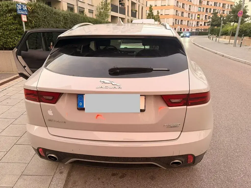 Gebraucht Jaguar E-Pace 249 PS (183 kW) 2018 Grau SUV