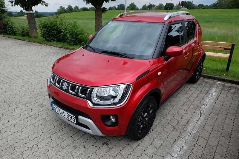 Burning red pearl met Neu 2025 Suzuki Ignis Comfort SUV | 18.420 € (Fairer Preis) - Bild 1/4