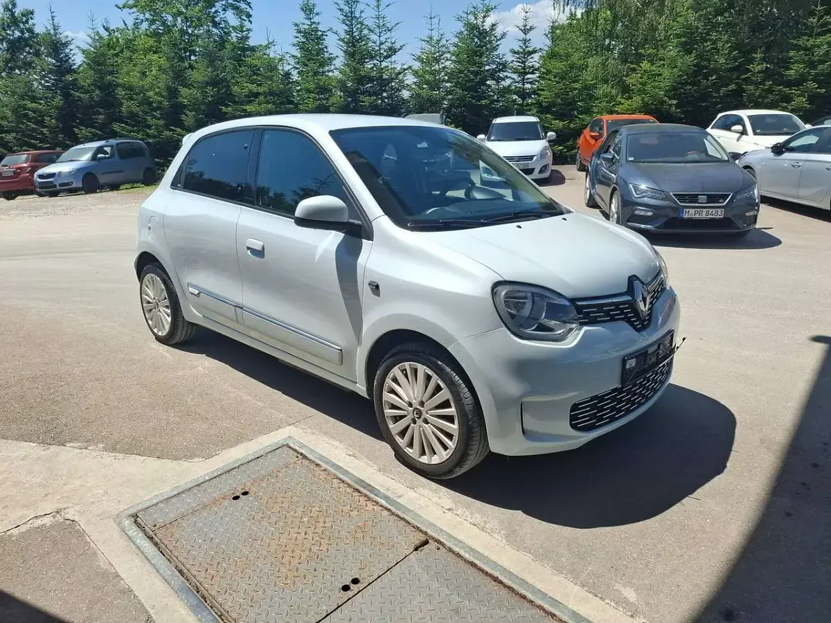 Gebraucht Renault Twingo Vibes 60 kW (82 PS) 2020 Quartz white Kleinwagen