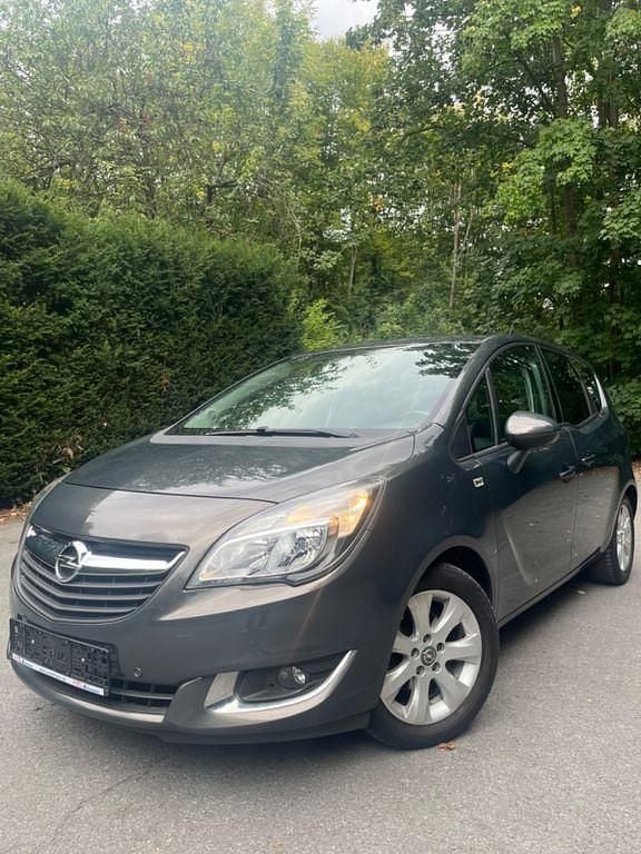 Grau Gebraucht 2016 Opel Meriva drive Van / Kleinbus | 6.999 € (Guter Preis) - Bild 1/4