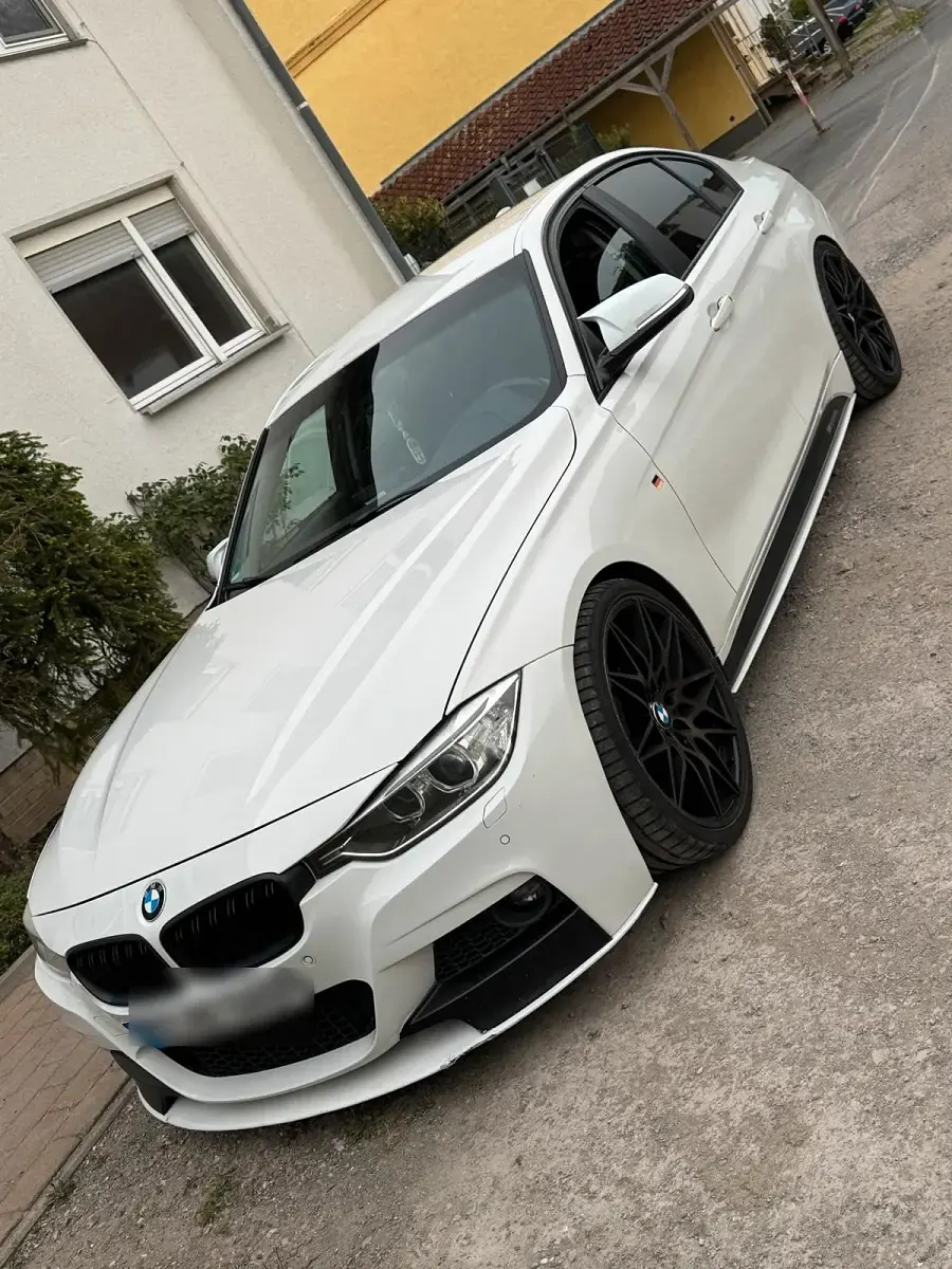 Gebraucht BMW 320 240 PS (176 kW) 2012 Andere farben Limousine