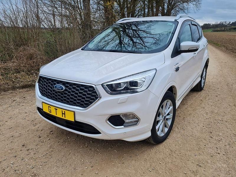 Weiß Gebraucht 2019 Ford Kuga Vignale SUV | 17.999 € (Teuer) - Bild 1/4