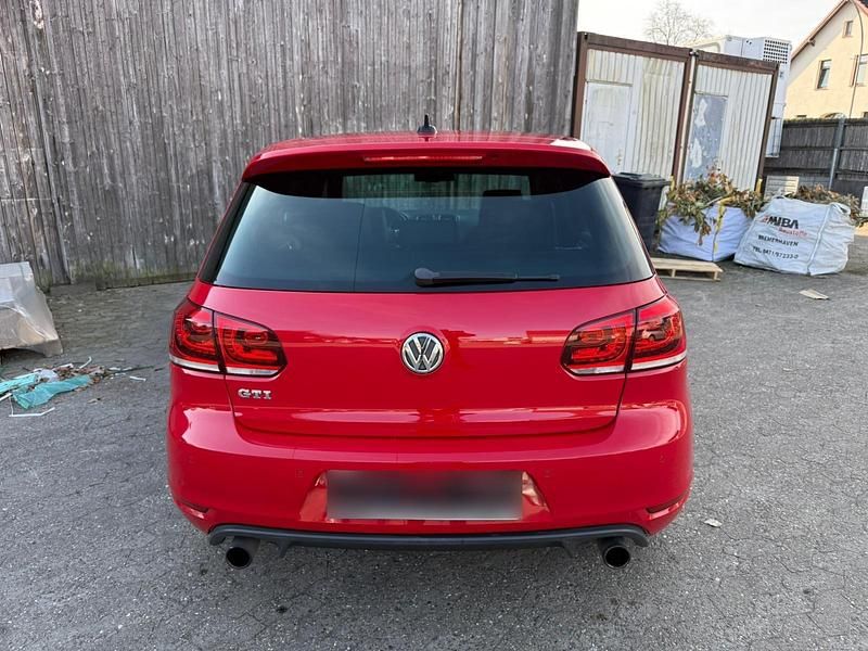 Gebraucht VW Golf VI GTI 211 PS (155 kW) 2010 Rot Kleinwagen