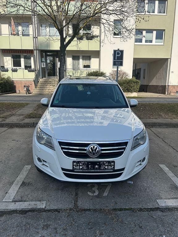 Gebraucht VW Tiguan Style 170 PS (125 kW) 2011 Weiß SUV