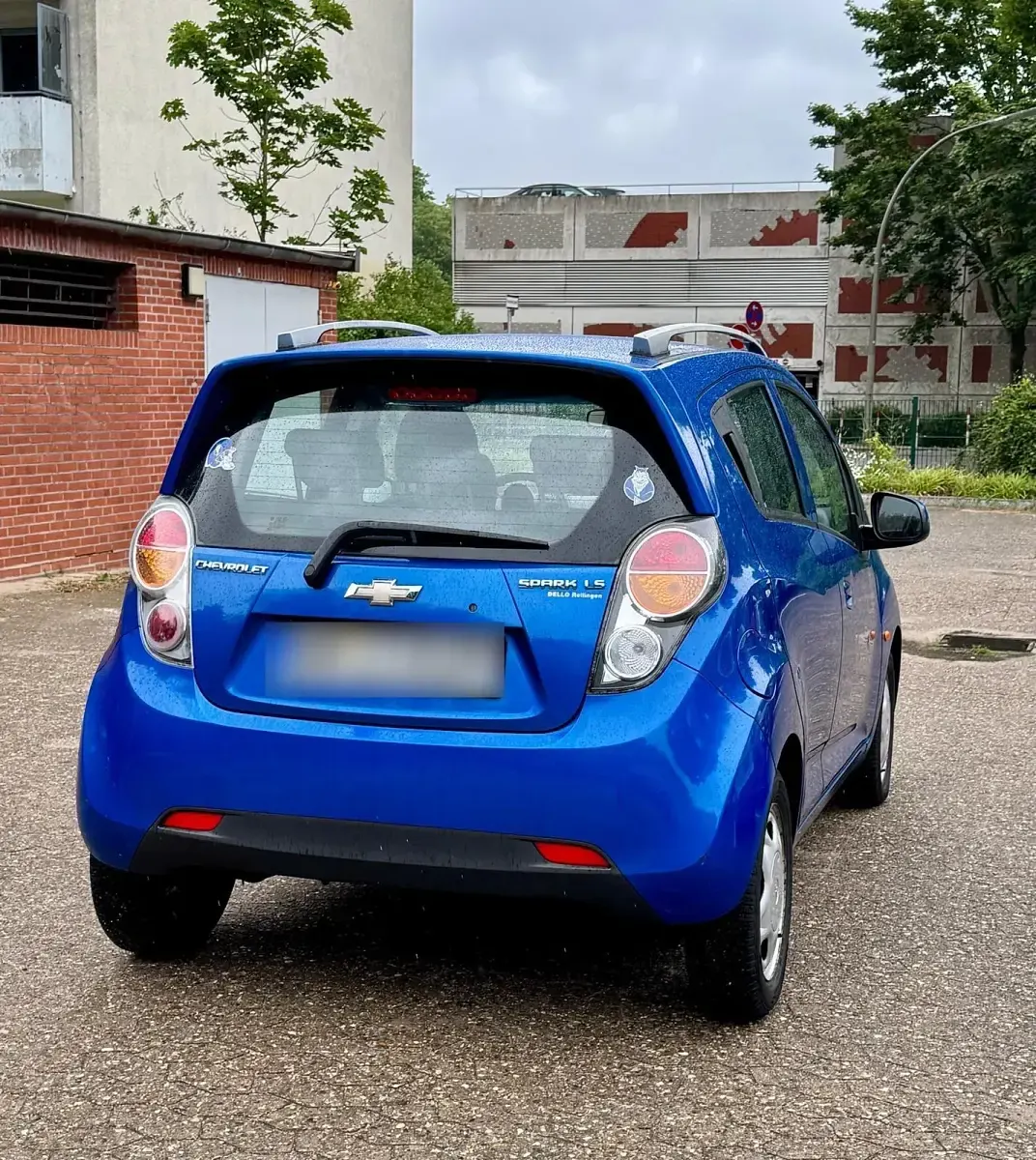 Gebraucht Chevrolet Spark 60 PS (44 kW) 2010 Blau Kleinwagen