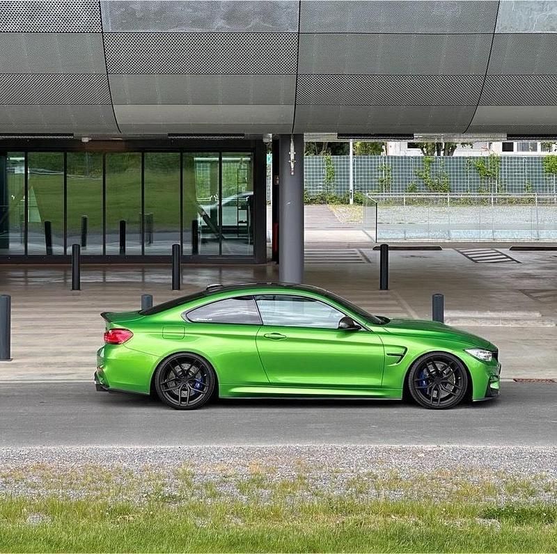 Grün Gebraucht 2016 BMW M4 Competition Edition Coupé | 59.900 € (Teuer) - Bild 1/4