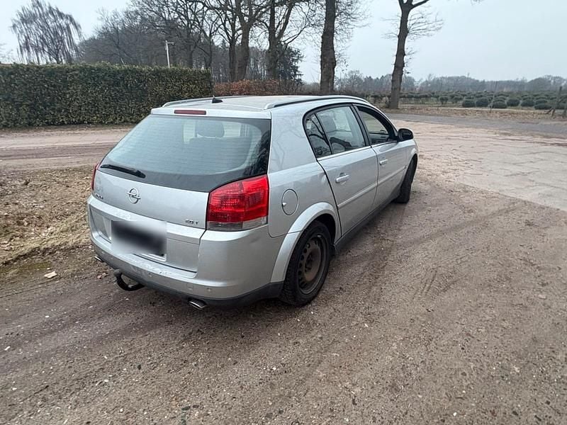 Gebraucht Opel Signum 175 PS (128 kW) 2003 Silber Kleinwagen