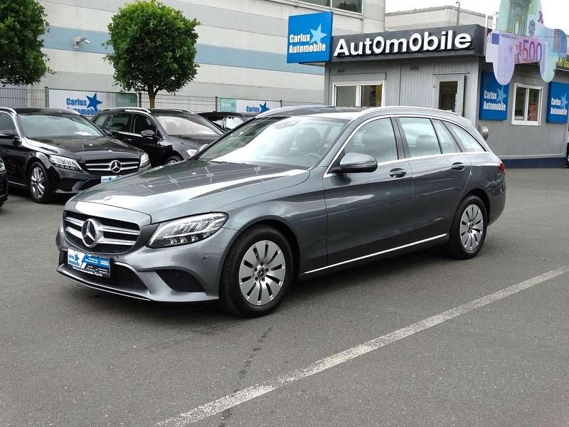 Selenitgrau metalliclack Gebraucht 2020 Mercedes C200 Avantgarde Kombi | 21.700 € (Superpreis) - Bild 1/4