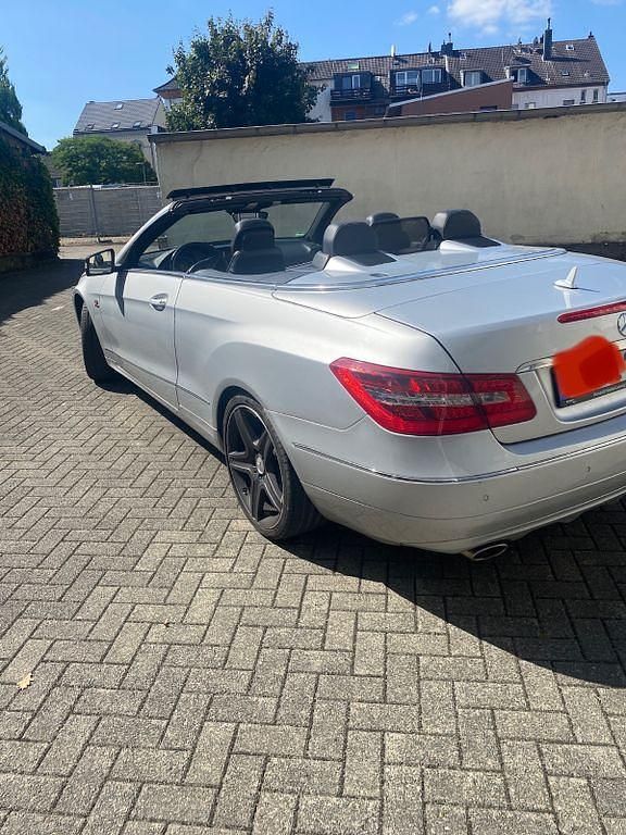 Gebraucht Mercedes E350 Elegance 231 PS (169 kW) 2010 Silber Cabrio