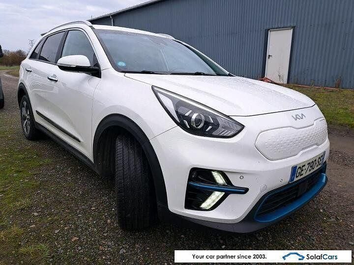 Gebraucht Kia e-Niro Sport 150 kW (204 PS) 2022 Weiß SUV