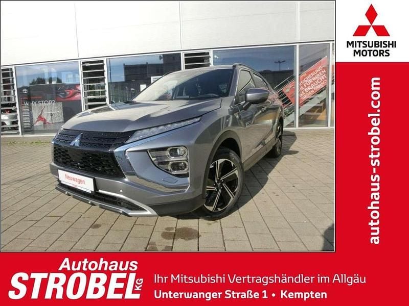 Gebraucht Mitsubishi Eclipse Cross Plus 188 PS (138 kW) 2023 Grau metallic SUV