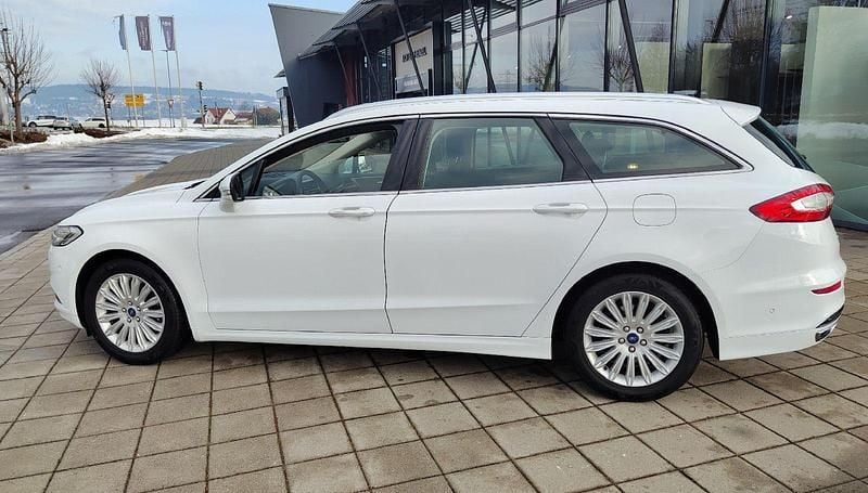 Gebraucht Ford Mondeo Titanium 179 PS (131 kW) 2016 Weiß Kombi