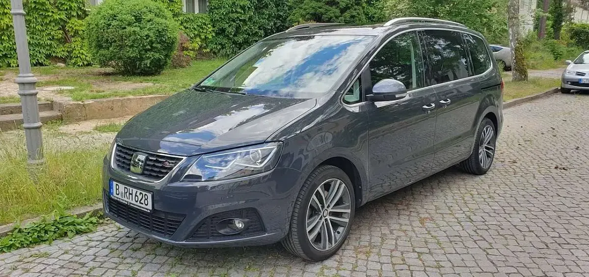 Gebraucht Seat Alhambra 150 PS (110 kW) 2022 Grau Van / Kleinbus