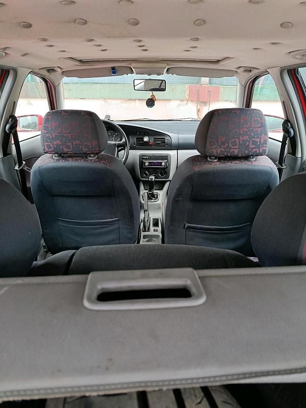 Gebraucht Skoda Octavia 101 PS (74 kW) 1998 Rot Kombi