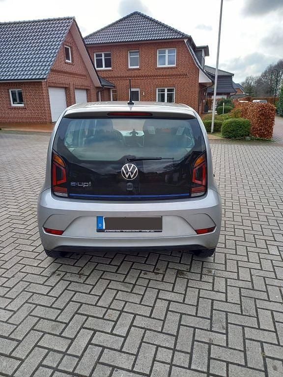 Gebraucht VW e-up! 61 kW (83 PS) 2021 Silber Kleinwagen