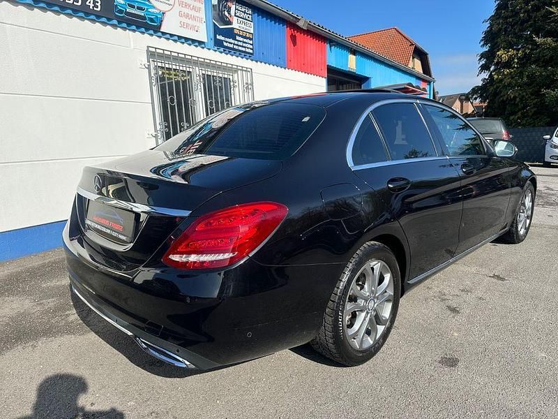 Gebraucht Mercedes C180 Avantgarde 156 PS (114 kW) 2016 Schwarz Limousine
