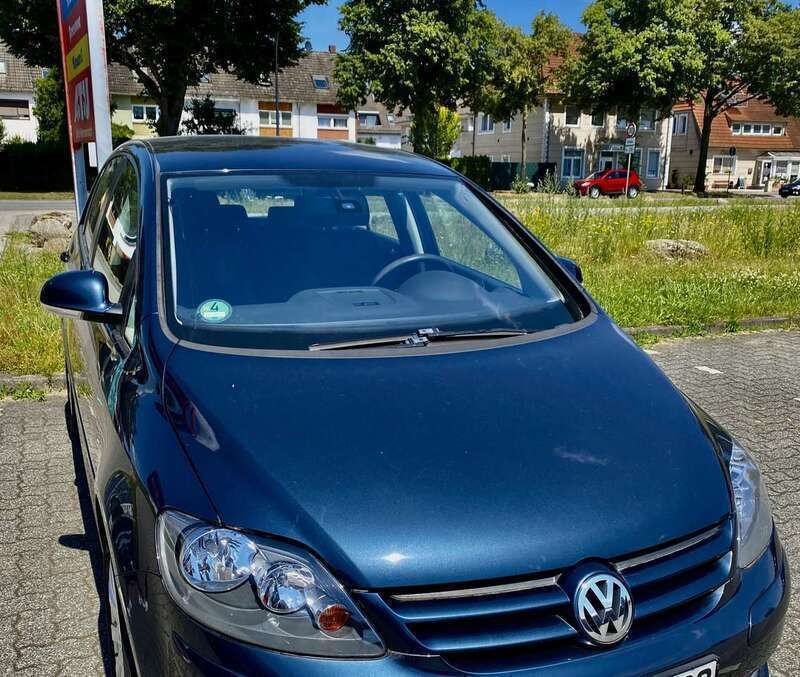 Blau Gebraucht 2006 VW Golf Plus Cross Comfortline Van / Kleinbus | 4.444 € (Guter Preis) - Bild 1/4
