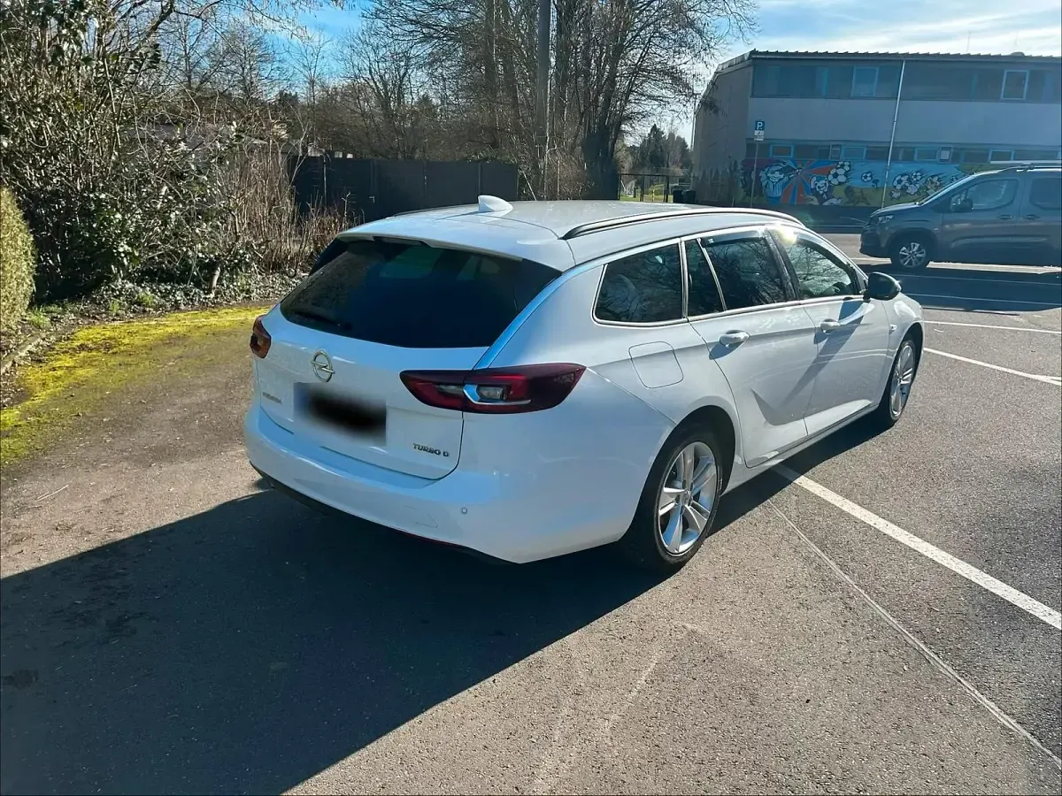 Usata Opel Insignia 136 CV (100 kW) 2018 Bianco Station wagon