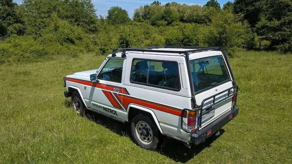 Gebraucht Nissan Patrol 110 PS (80 kW) 1989 Weiß SUV