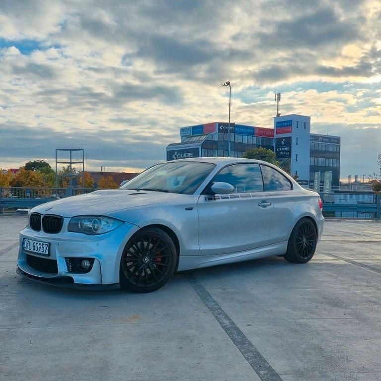 Second-hand BMW 123 204 CP (150 kW) 2009 Hatchback