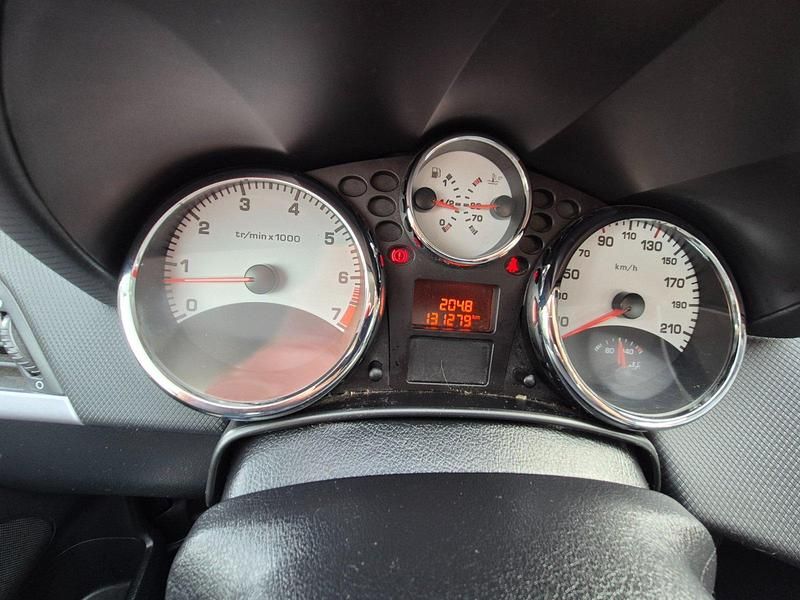 Gebraucht Peugeot 207 120 PS (88 kW) 2009 Schwarz Cabrio