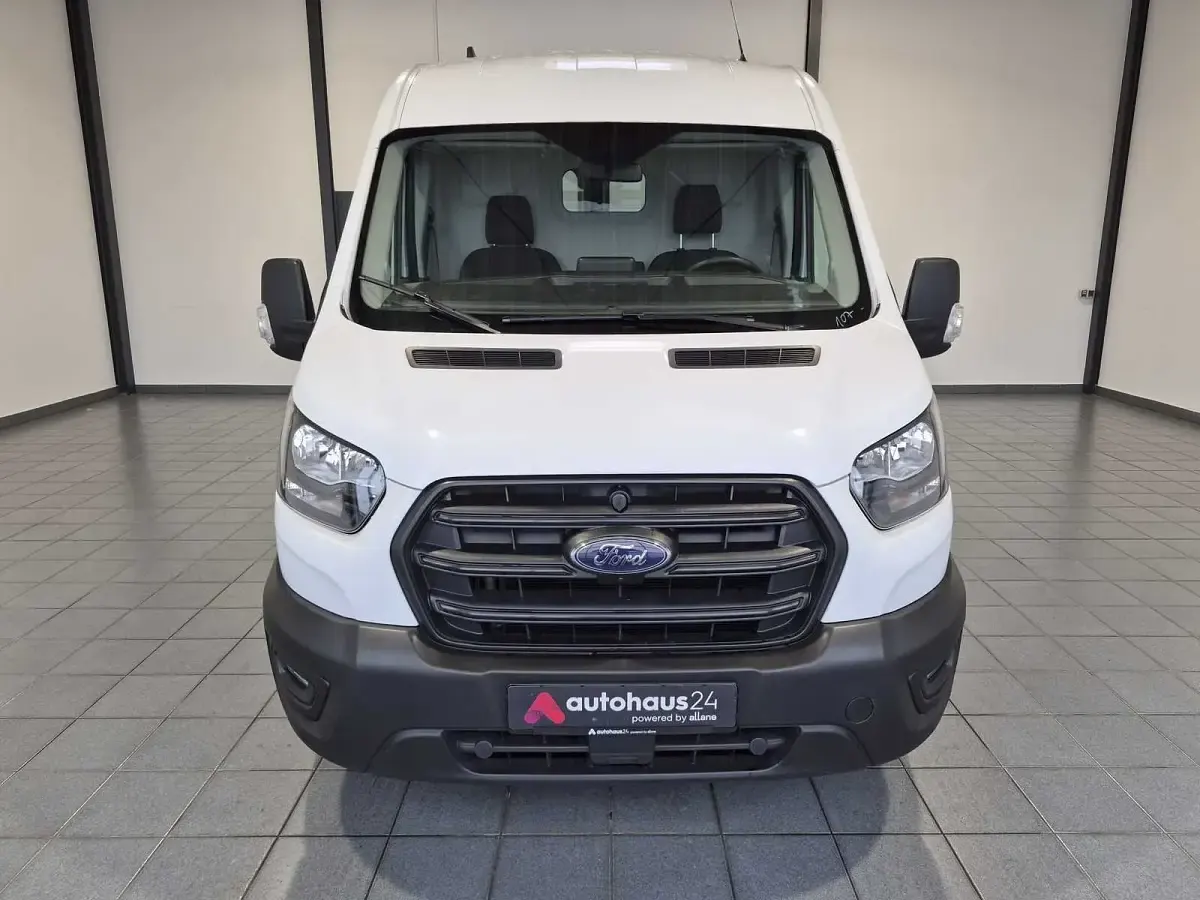 Używany Ford Transit 131 KM (96 kW) 2022 Biały Van