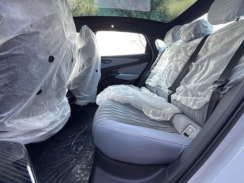 Neu BYD Seal Comfort 169 kW (231 PS) 2025 Weiß Limousine