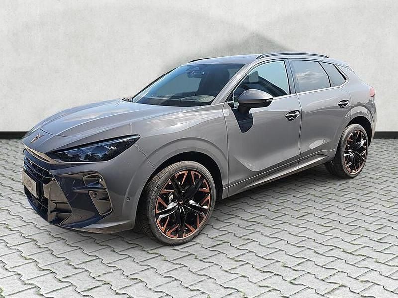 Neu Cupra Leon 265 PS (194 kW) 2025 Grau SUV