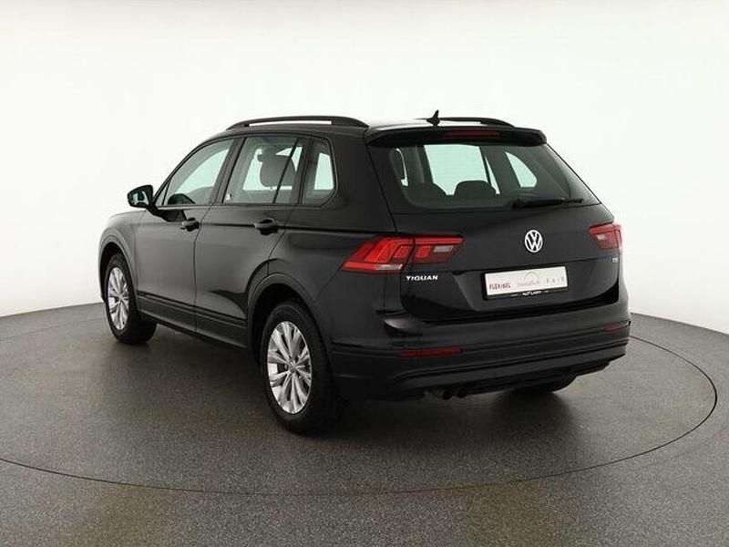 Gebraucht VW Tiguan 125 PS (91 kW) 2018 Schwarz SUV