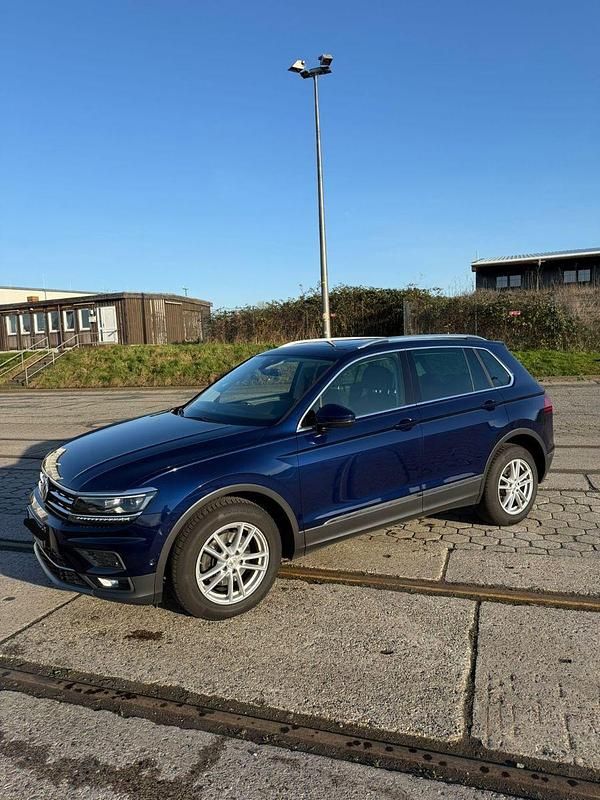 Gebraucht VW Tiguan Highline 150 PS (110 kW) 2018 Blau SUV