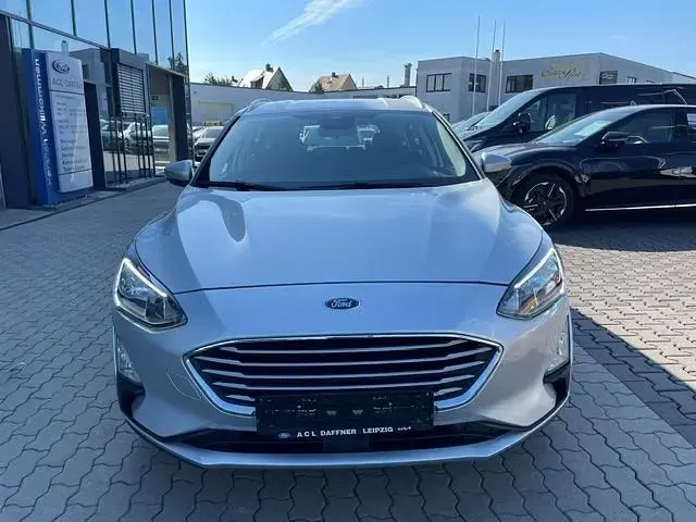 Gebraucht Ford Focus Cool & Connect 125 PS (91 kW) 2022 Silber Kombi