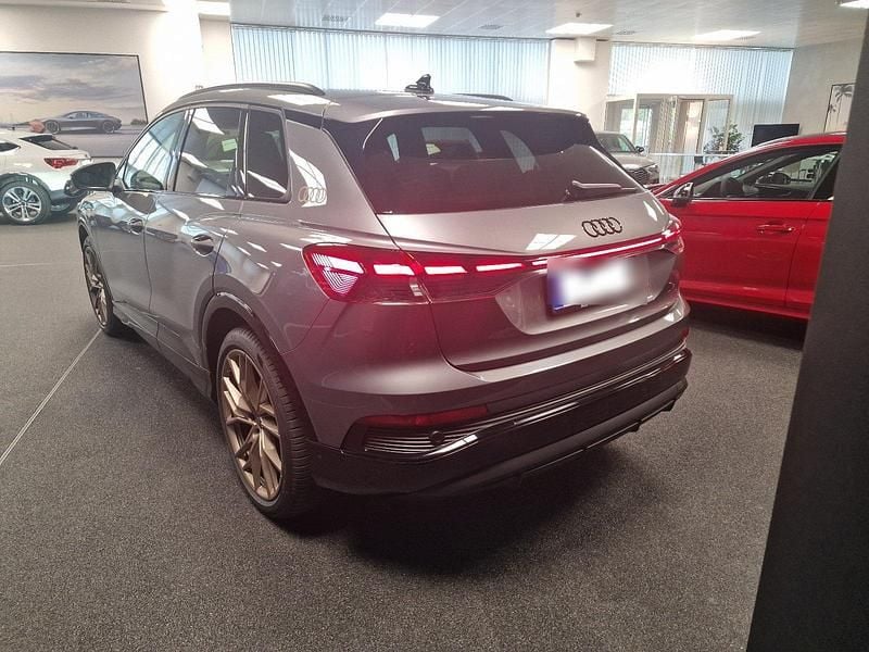 Gebraucht Audi Q4 e-tron Edition .1 150 kW (204 PS) 2023 Grau SUV