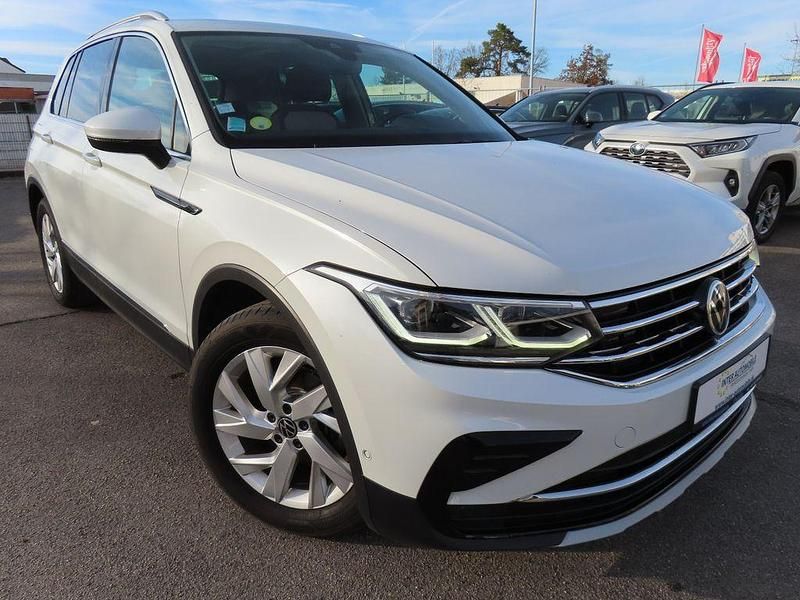 Gebraucht VW Tiguan Elegance 150 PS (110 kW) 2021 Weiß SUV