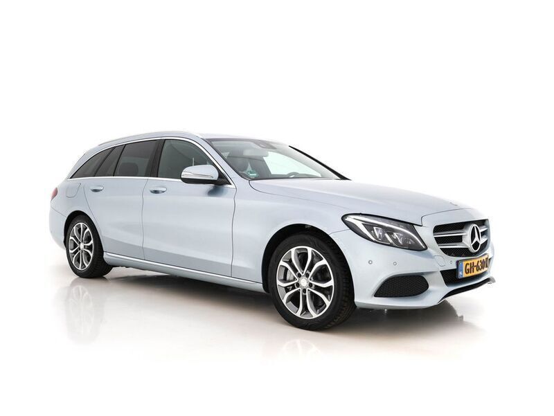 Grau Gebraucht 2015 Mercedes C350e Edition Kombi | 12.145 € - Bild 1/4