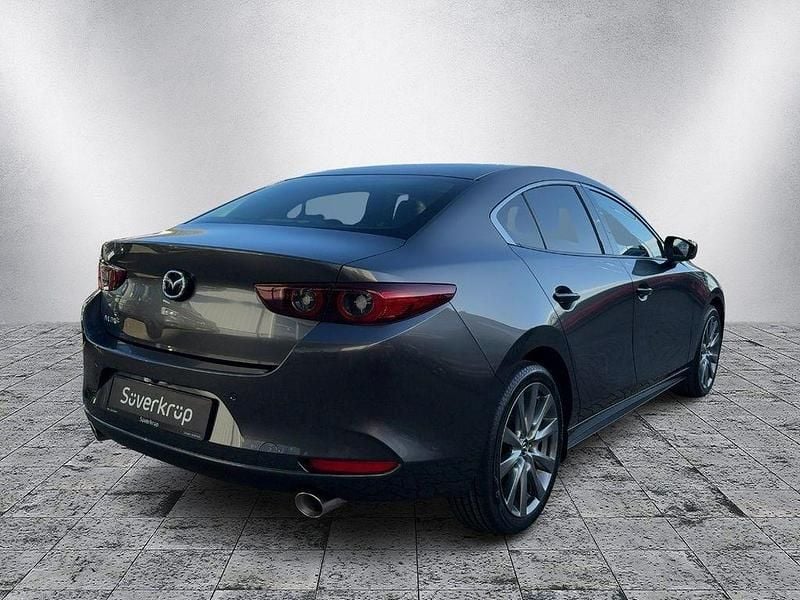 Neu Mazda 3 186 PS (136 kW) 2025 Grau Limousine