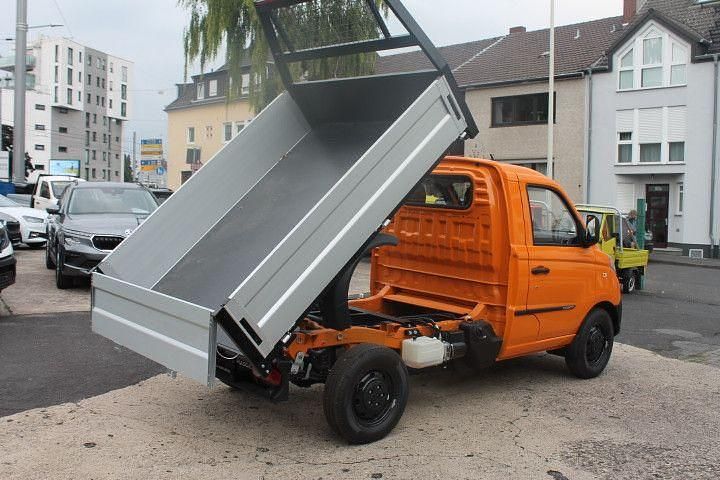 Gebraucht Piaggio Porter 106 PS (77 kW) 2022 Orange SUV