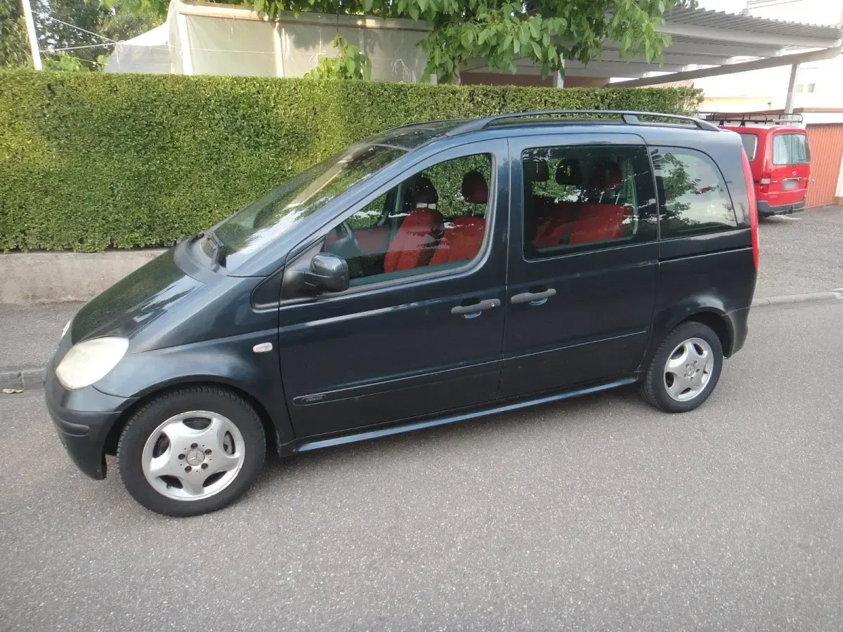 Gebraucht Mercedes Vaneo 125 PS (91 kW) 2003 Schwarz Van / Kleinbus